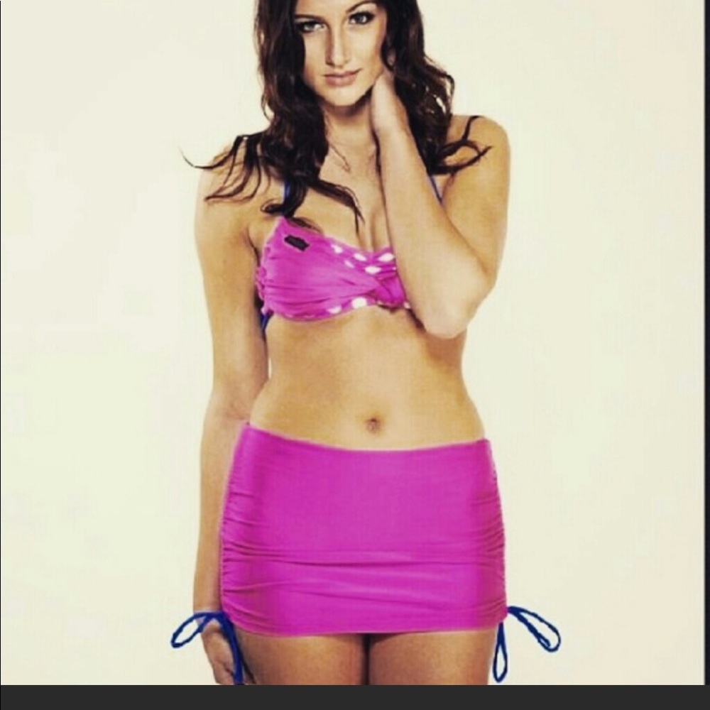 High waist bikini bottom with skirt NWT